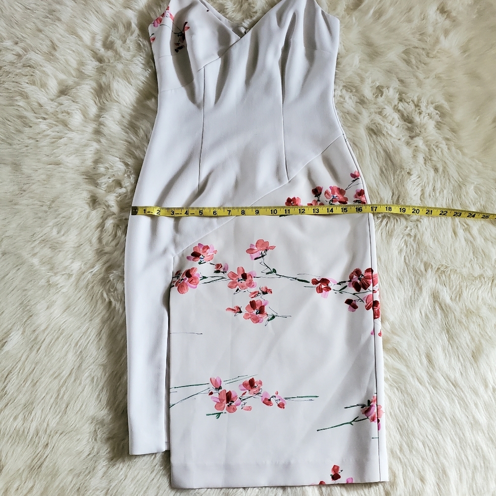Black Halo Deetz Floral Sheath Dress Size 2 - Picture 11 of 12